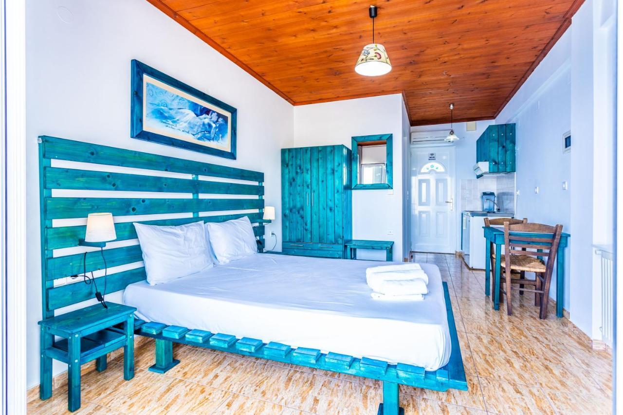 The Life Suites Limnionas  Bagian luar foto