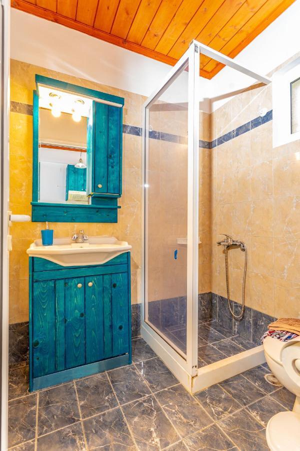 The Life Suites Limnionas  Bagian luar foto