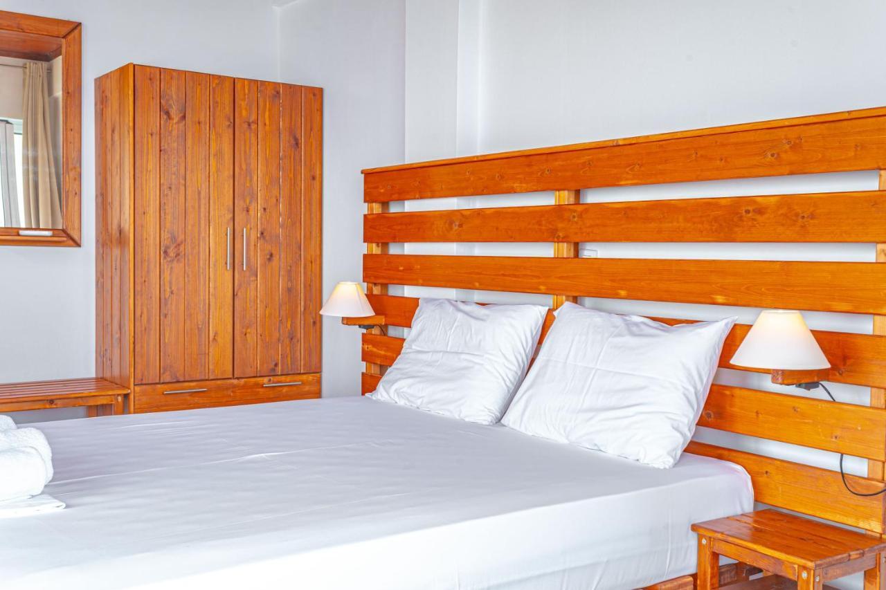 The Life Suites Limnionas  Bagian luar foto