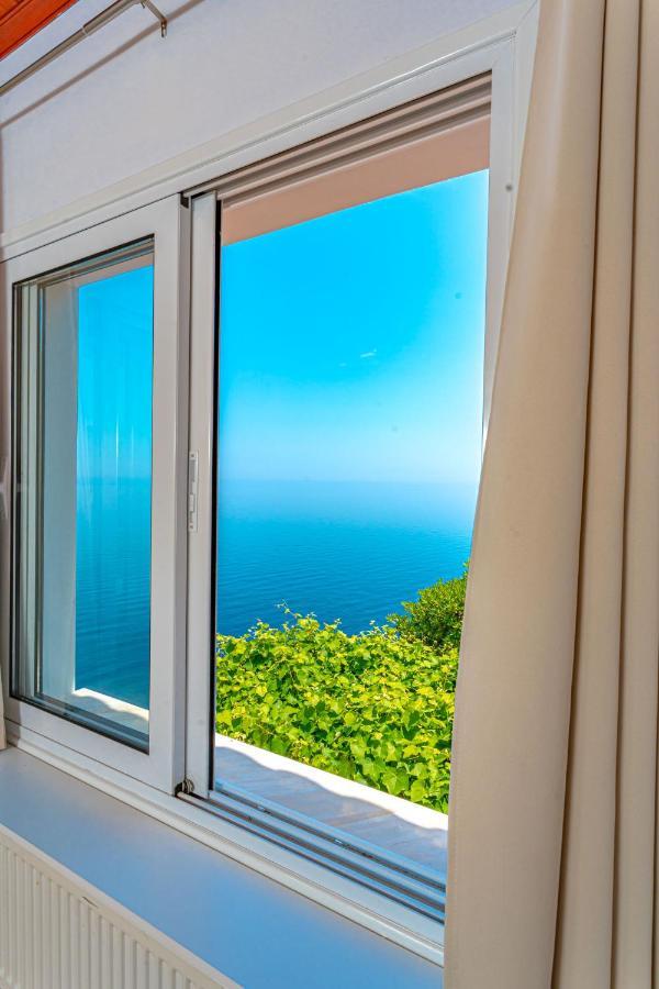 The Life Suites Limnionas  Bagian luar foto