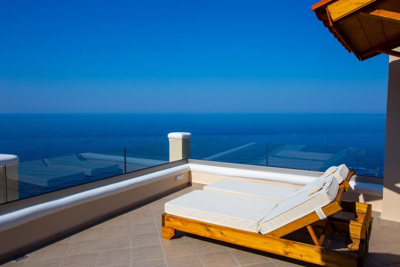 The Life Suites Limnionas  Bagian luar foto