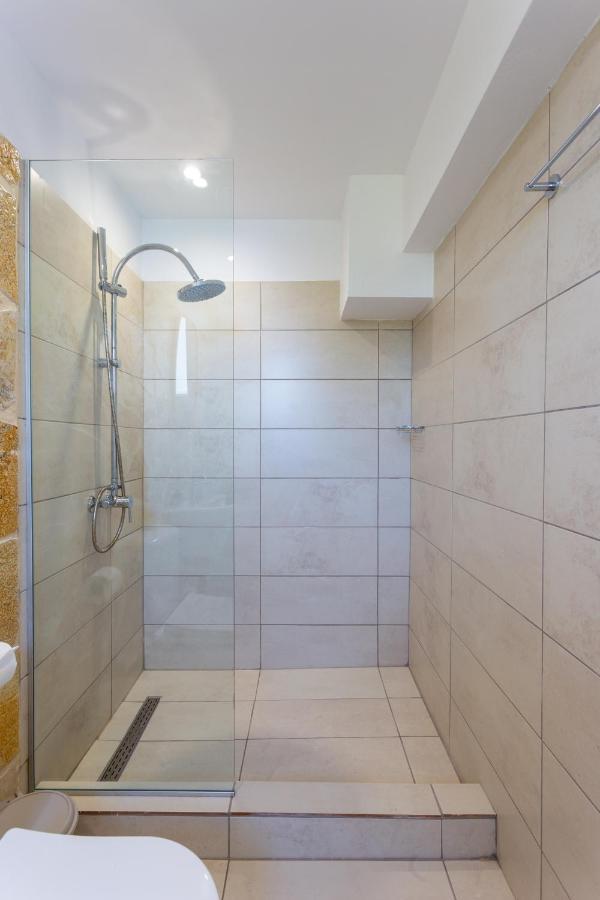 The Life Suites Limnionas  Bagian luar foto