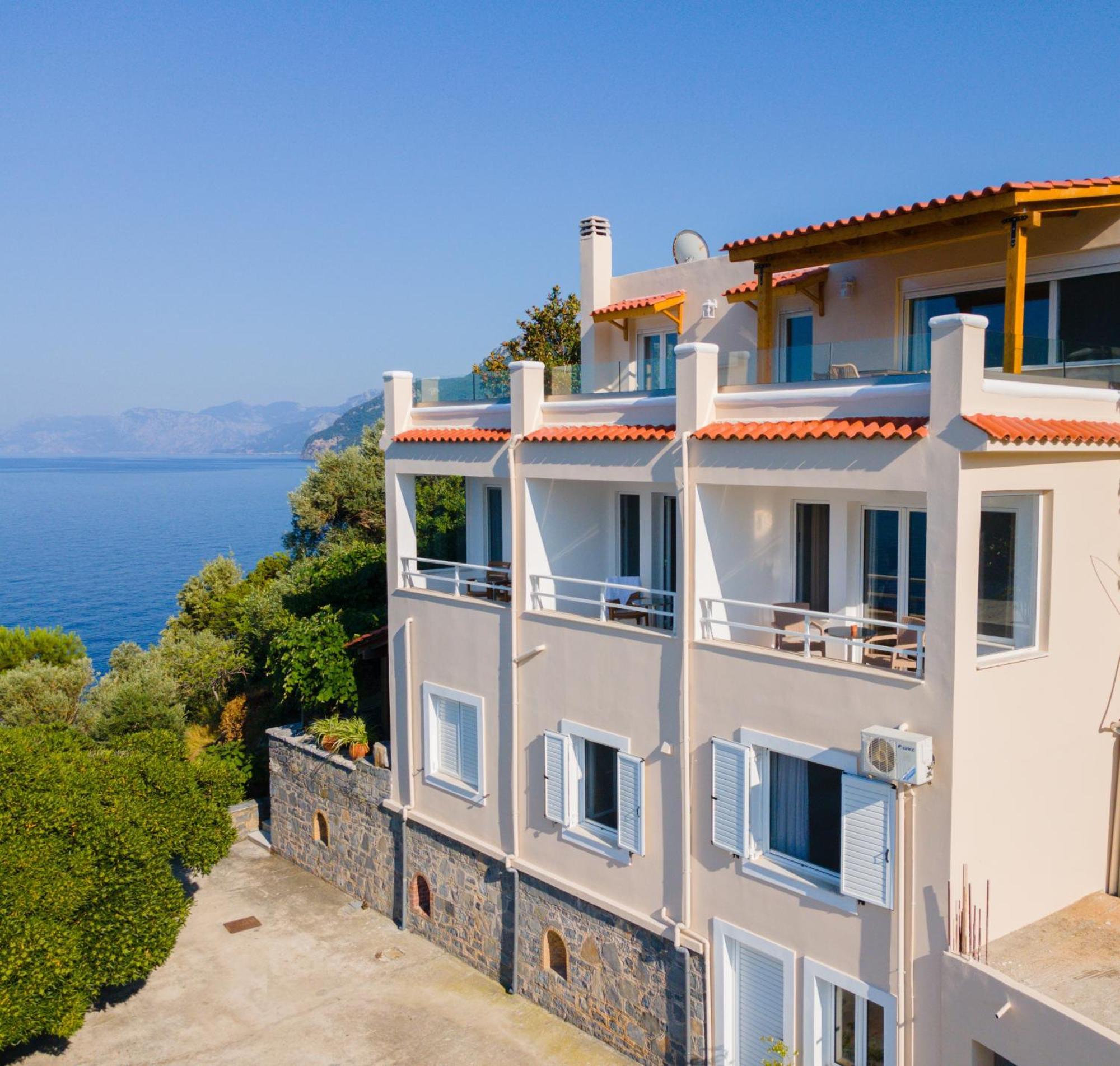The Life Suites Limnionas  Bagian luar foto