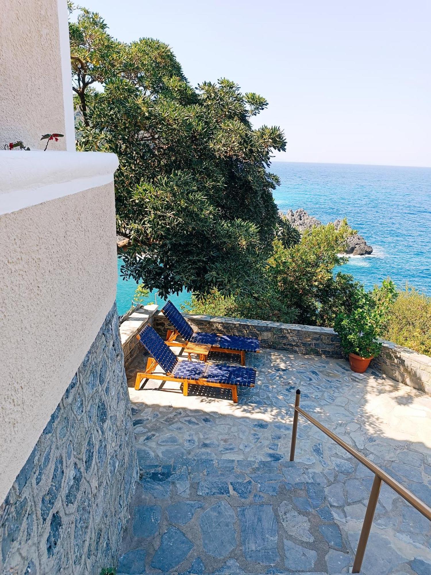 The Life Suites Limnionas  Bagian luar foto